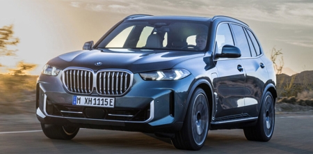 Бензиновые BMW X5 снова продают в России. Сколько они стоят