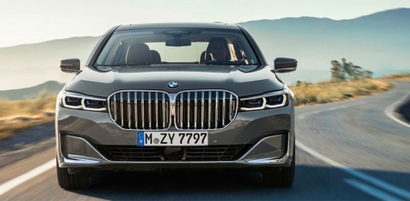 BMW 7 Series возглавил рейтинг авто с худшей остаточной стоимостью по версии iSeeCars