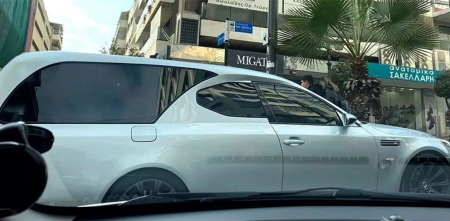 В Греции сделали дикий катафалк на базе BMW M5 E60